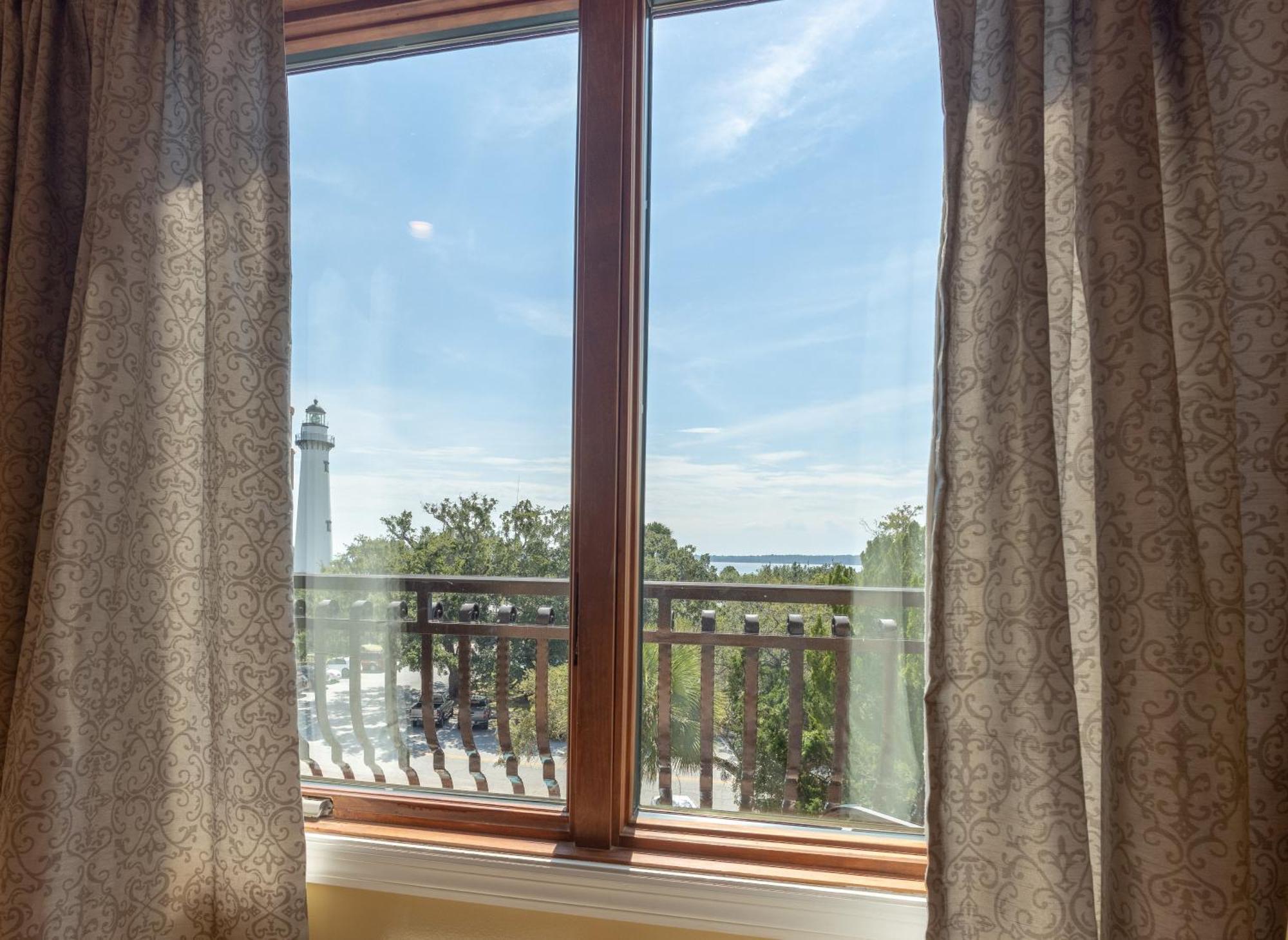 Ocean Inn & Suites St. Simons Island Екстер'єр фото