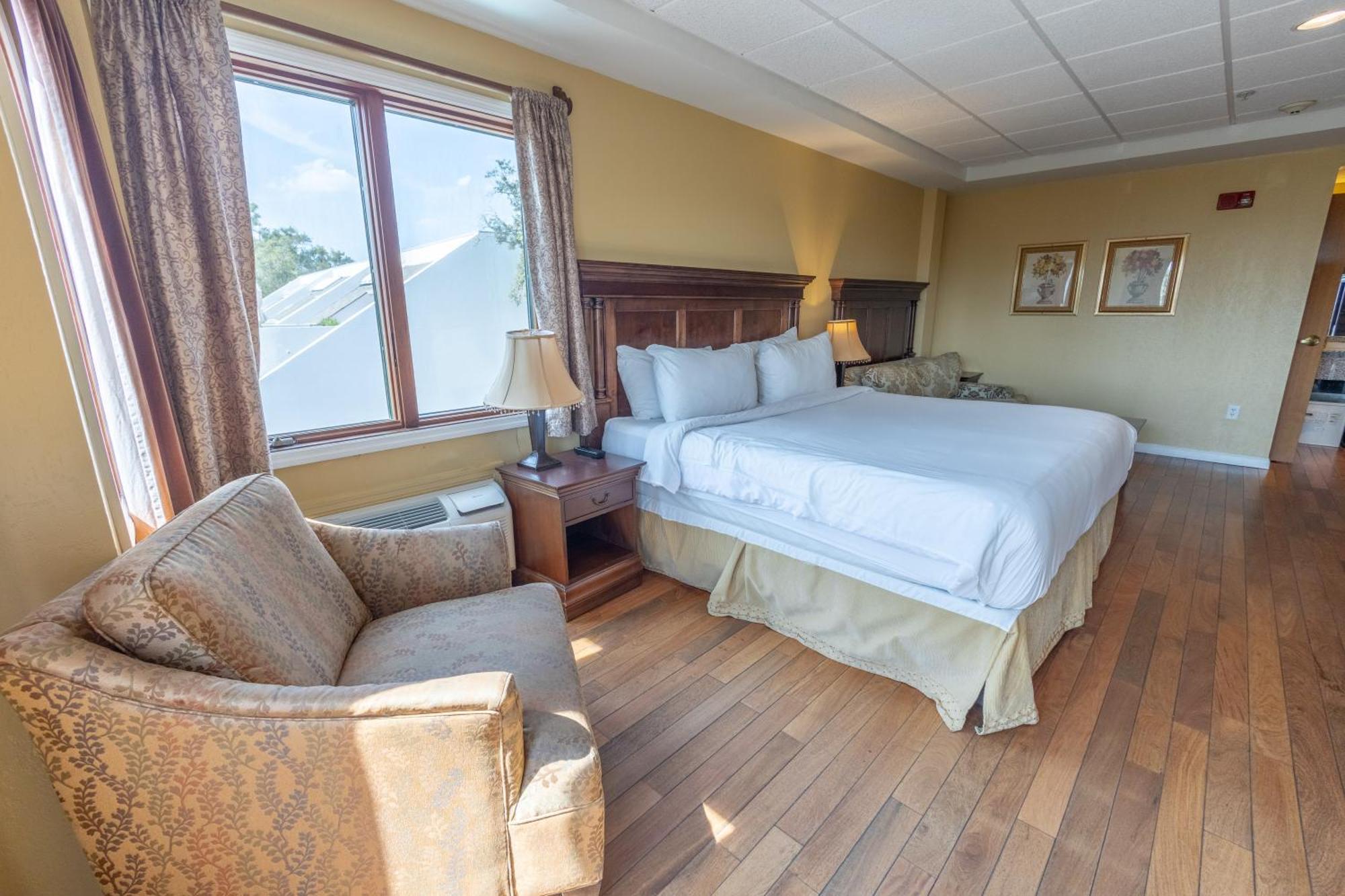 Ocean Inn & Suites St. Simons Island Екстер'єр фото