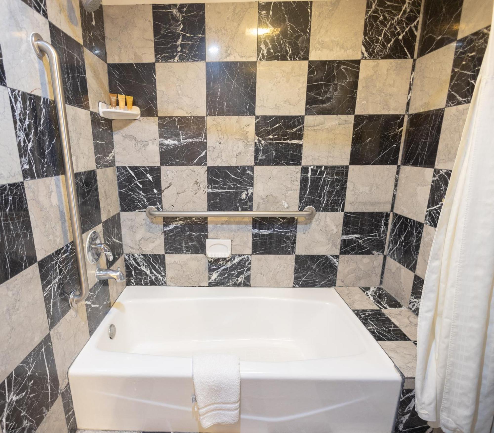 Ocean Inn & Suites St. Simons Island Екстер'єр фото