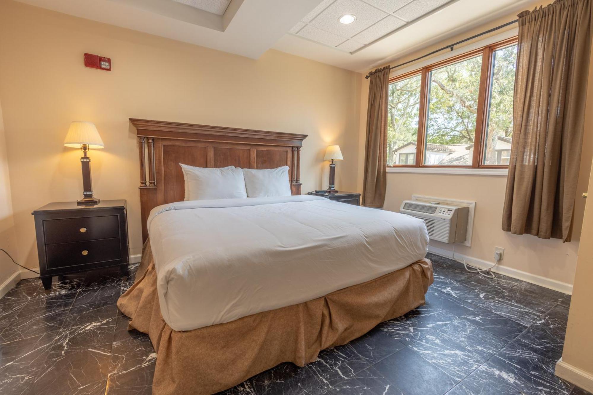 Ocean Inn & Suites St. Simons Island Екстер'єр фото