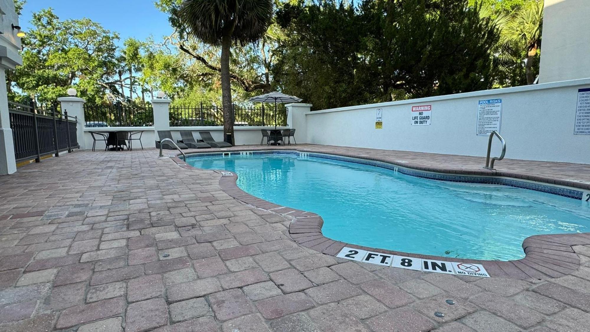 Ocean Inn & Suites St. Simons Island Екстер'єр фото