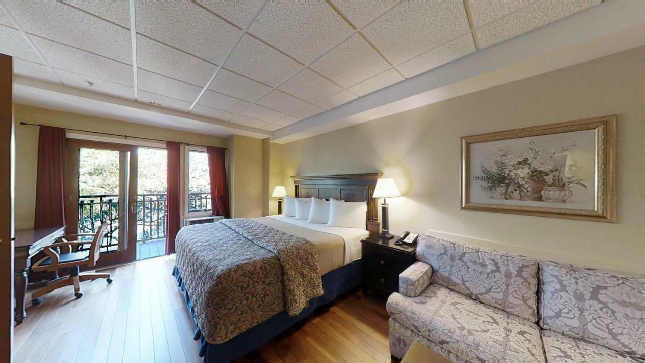 Ocean Inn & Suites St. Simons Island Екстер'єр фото